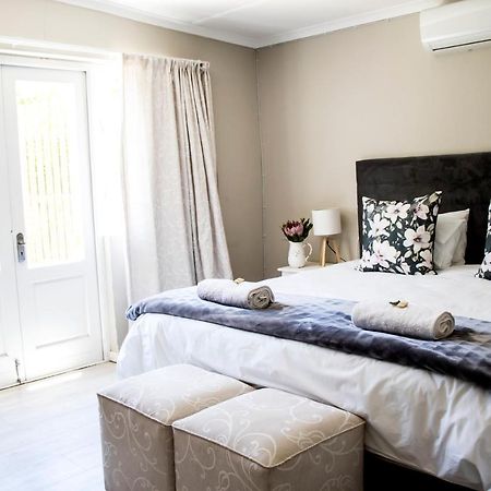 The Grey House Villa Beaufort Wes Buitenkant foto