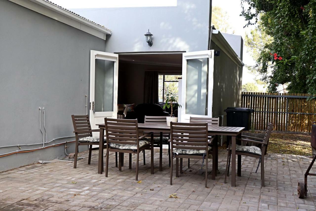 The Grey House Villa Beaufort Wes Buitenkant foto